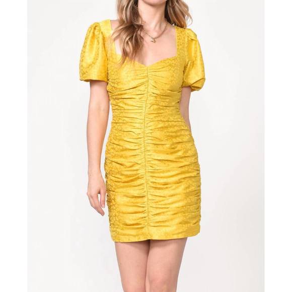 NEW ADELYN RAE nissa ruched dress in honeycomb - Picture 1 of 4